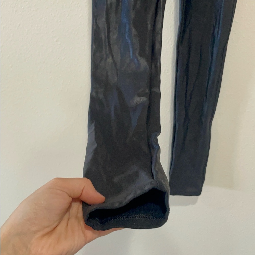 SPANX Black faux leather leggings - Picture 4 of 9